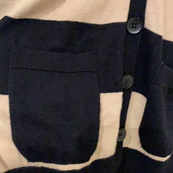 Nordstrom’s Petite XS Cardigan - Picture 5 of 8